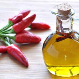 BOTTEGA CHILLI INFUSED EXTRA VIRGIN OIL