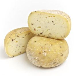 LA CASERA PECORETTO AL PISTACCHIO